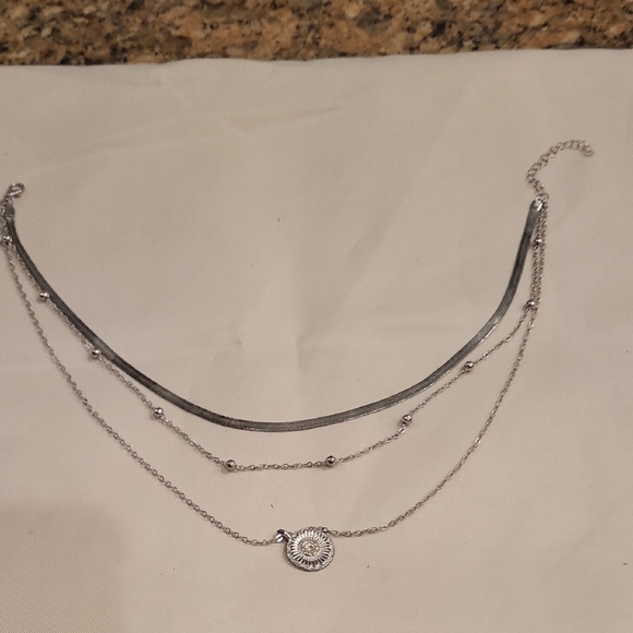 Jewelry - Silver Layered‎ Necklace